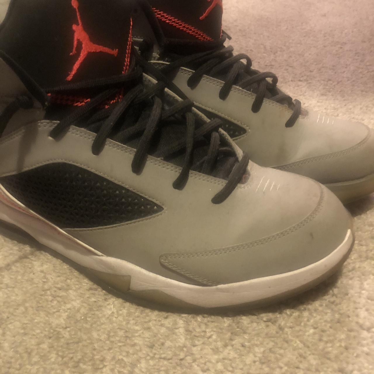 Jordan v clearance xv xxii price