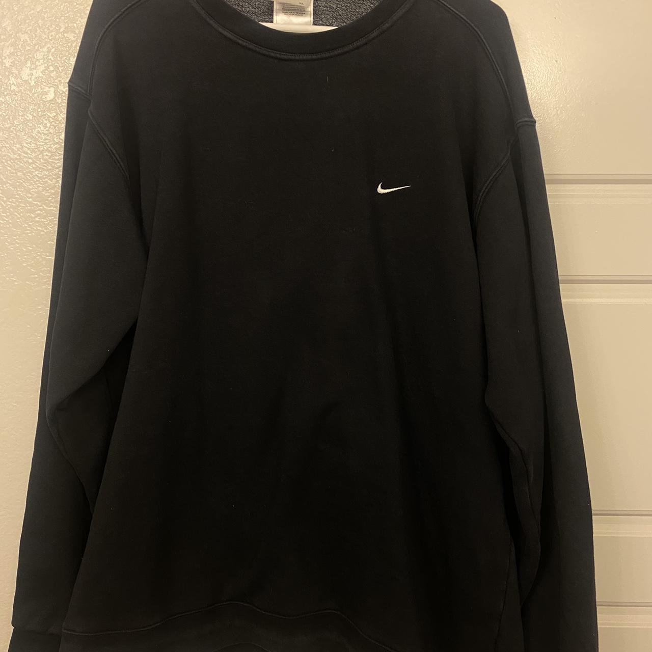 Black nike vintage crewneck hot sale