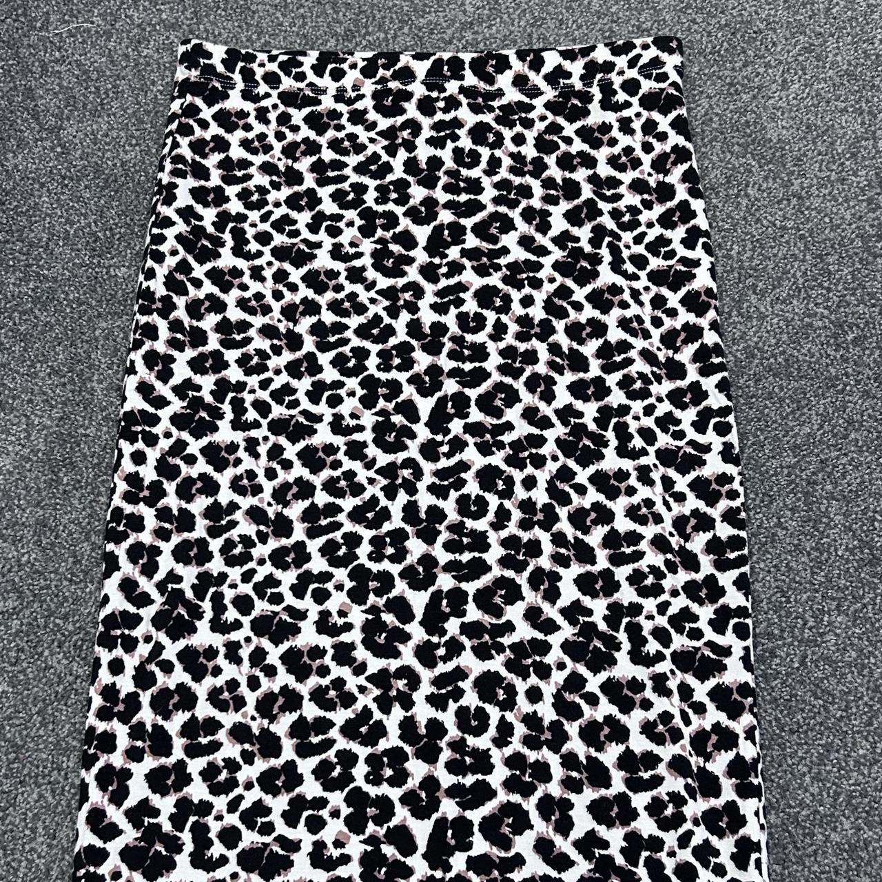 the cutest leopard print midi skirt Brand