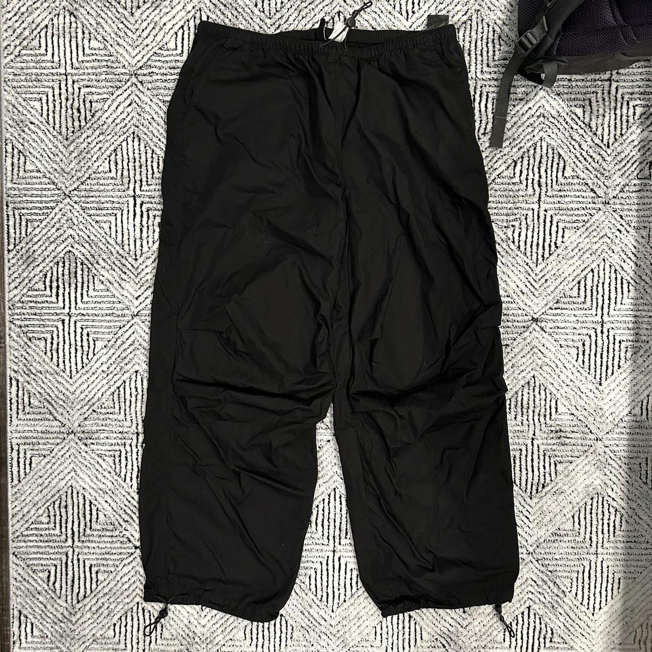 H&M Men's Black Trousers Depop
