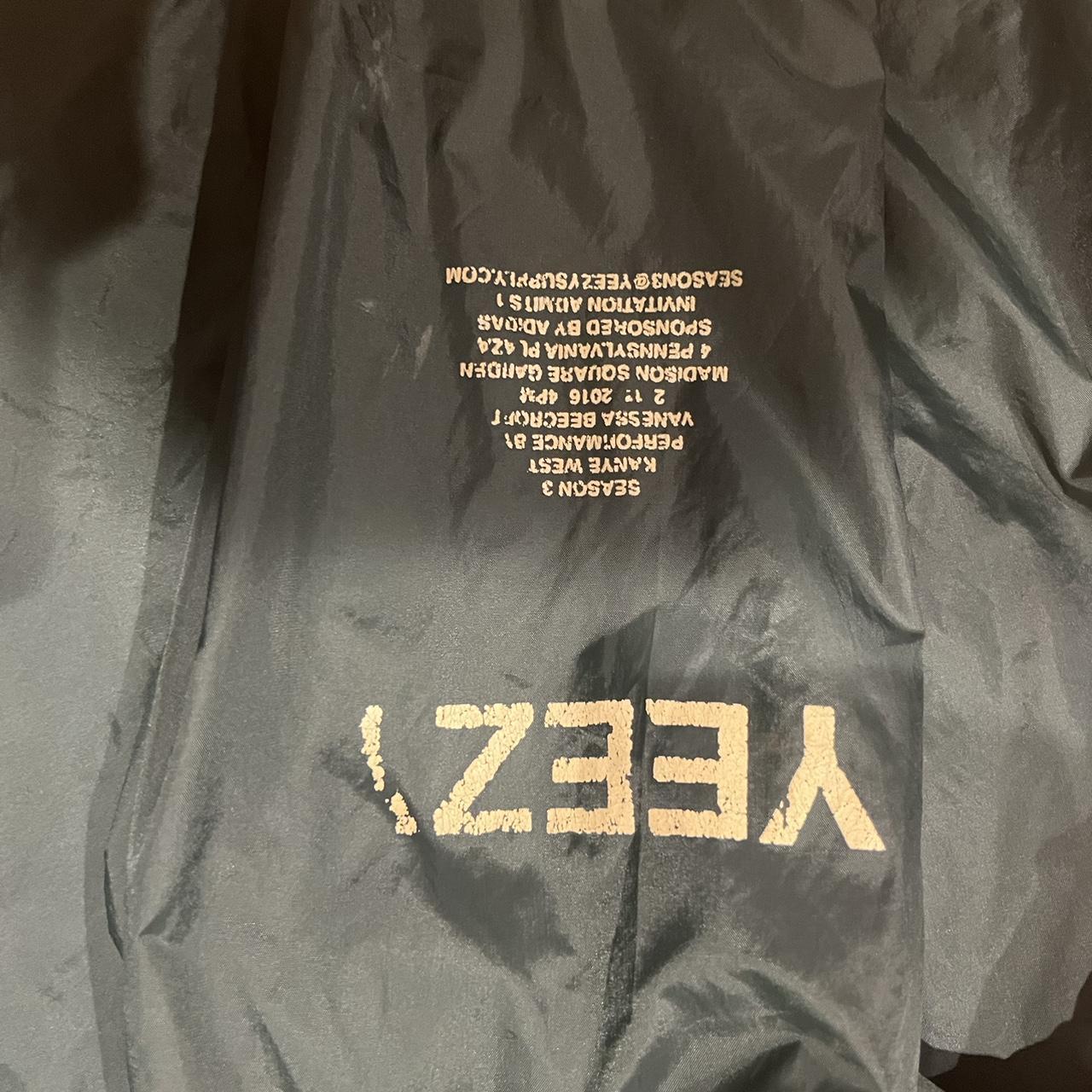 Adidas yeezy hotsell jacket 3 quarters