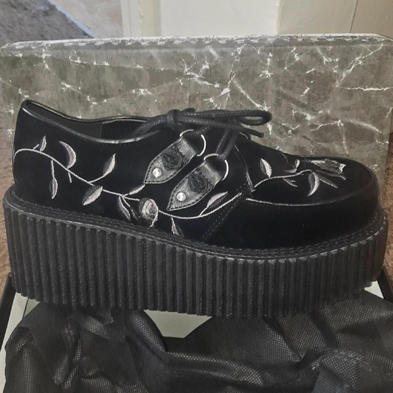 demonia black creepers
