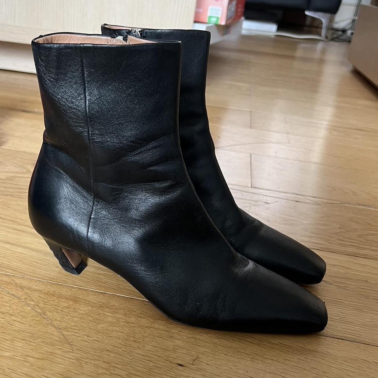 Arket Black leather boots Signs of wear at the... - Depop