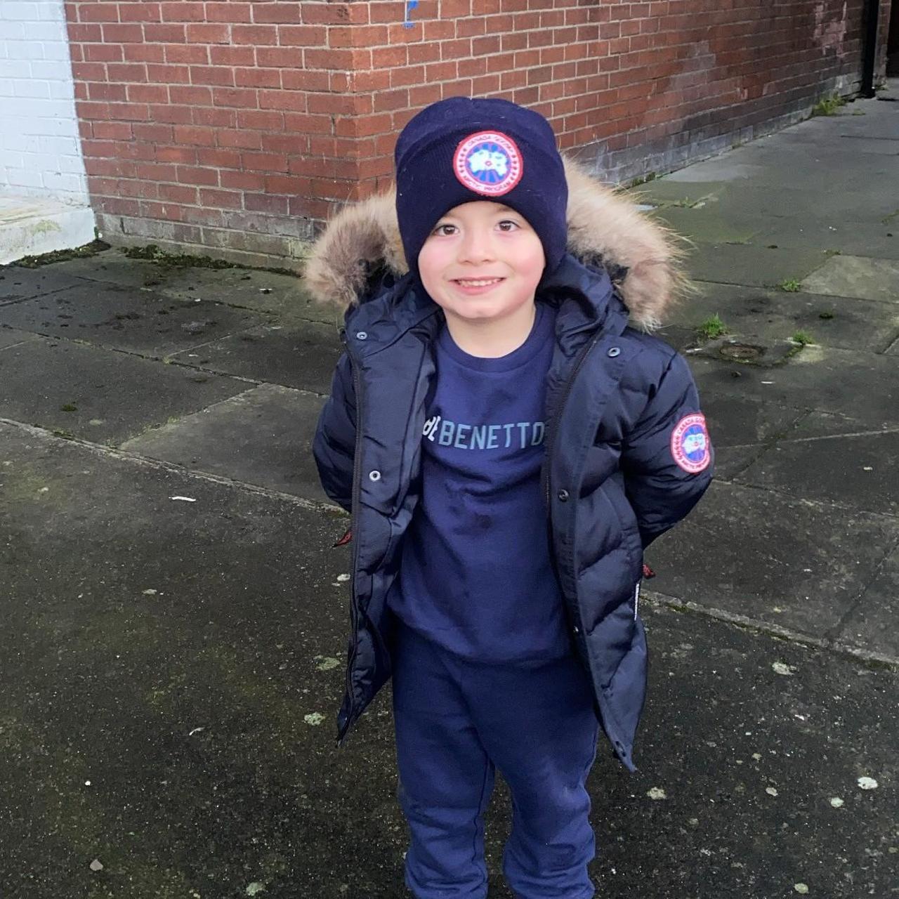 Kids canada goose on sale jackets