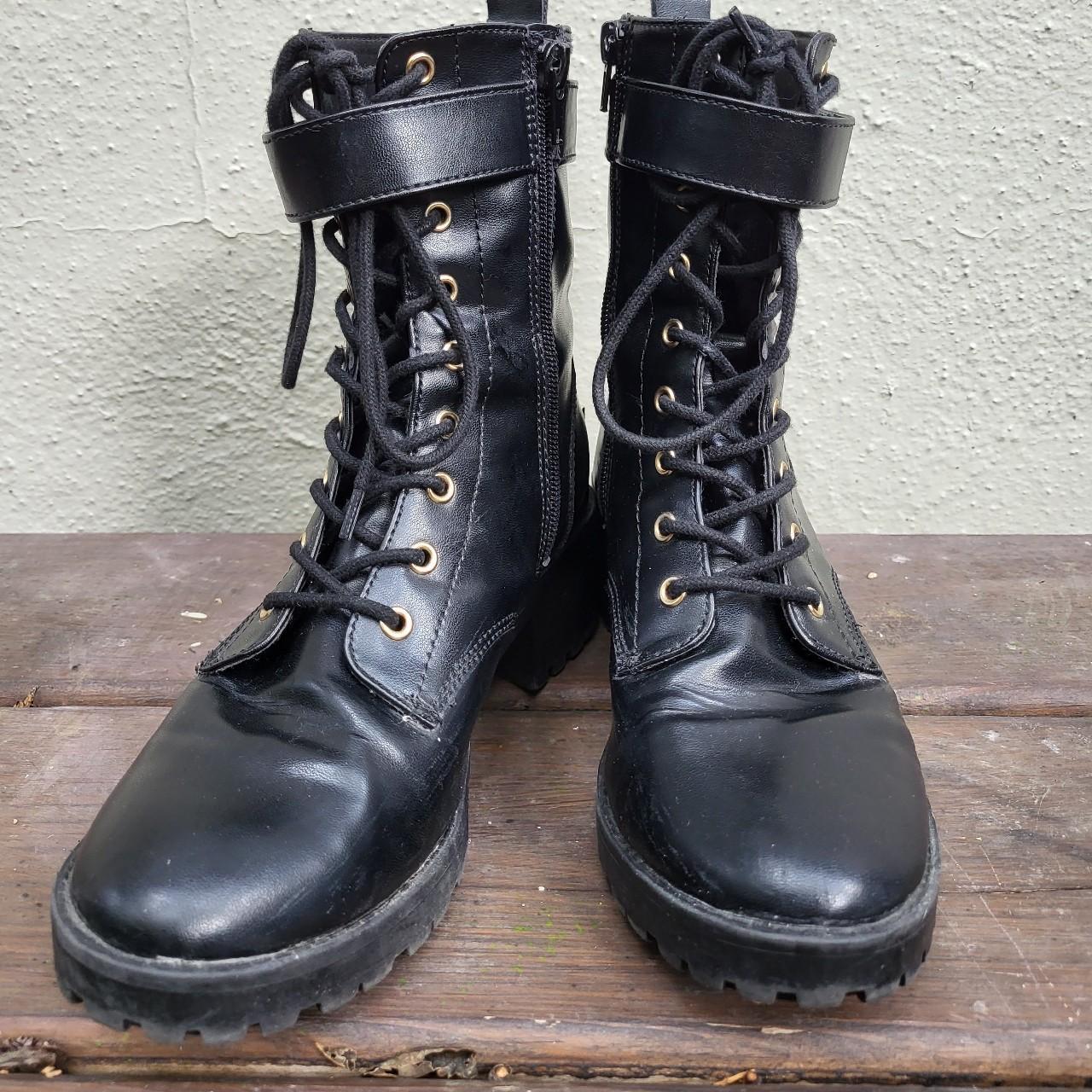 Juicy Couture combat boots size 8! Very comfy and - Depop