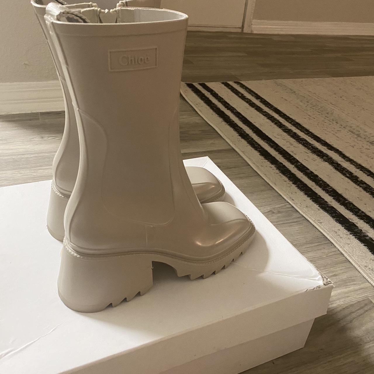 Chloe rain boots Depop
