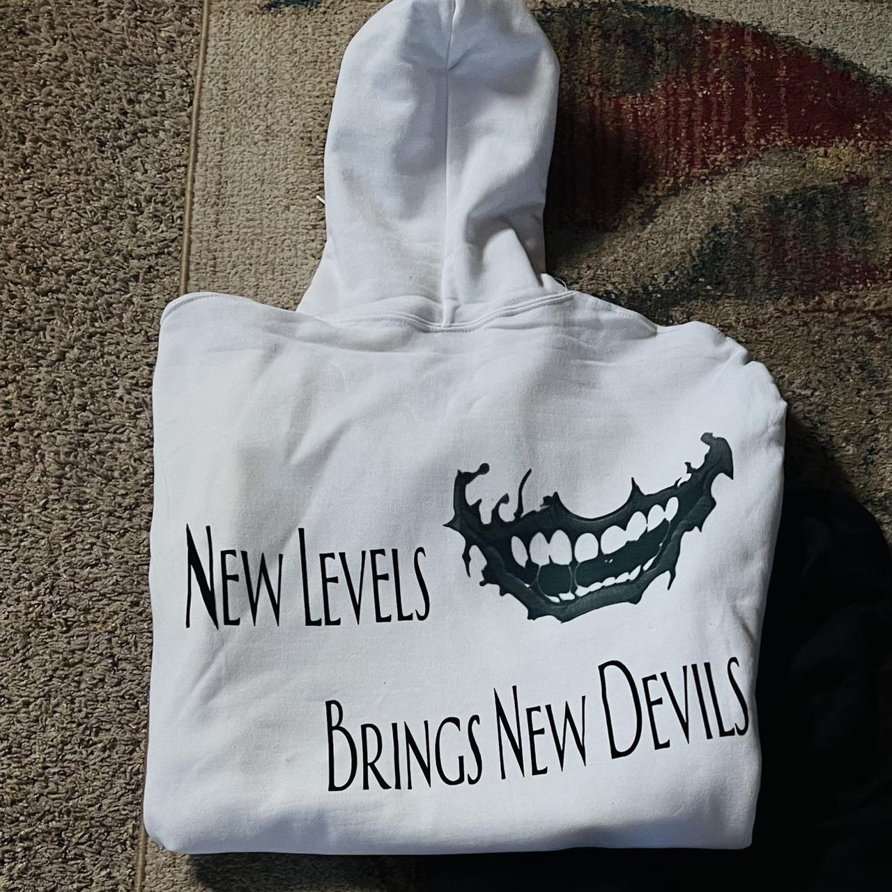 item listed by afterlifevintag3