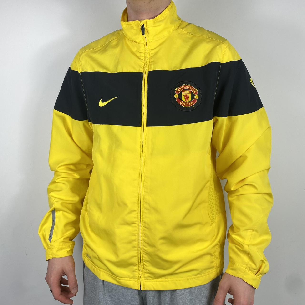 mens yellow nike jacket