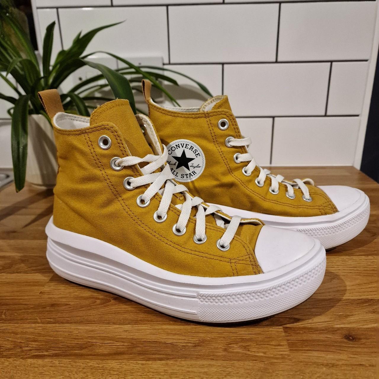 Platform converse mustard yellow. In great lightly. Depop