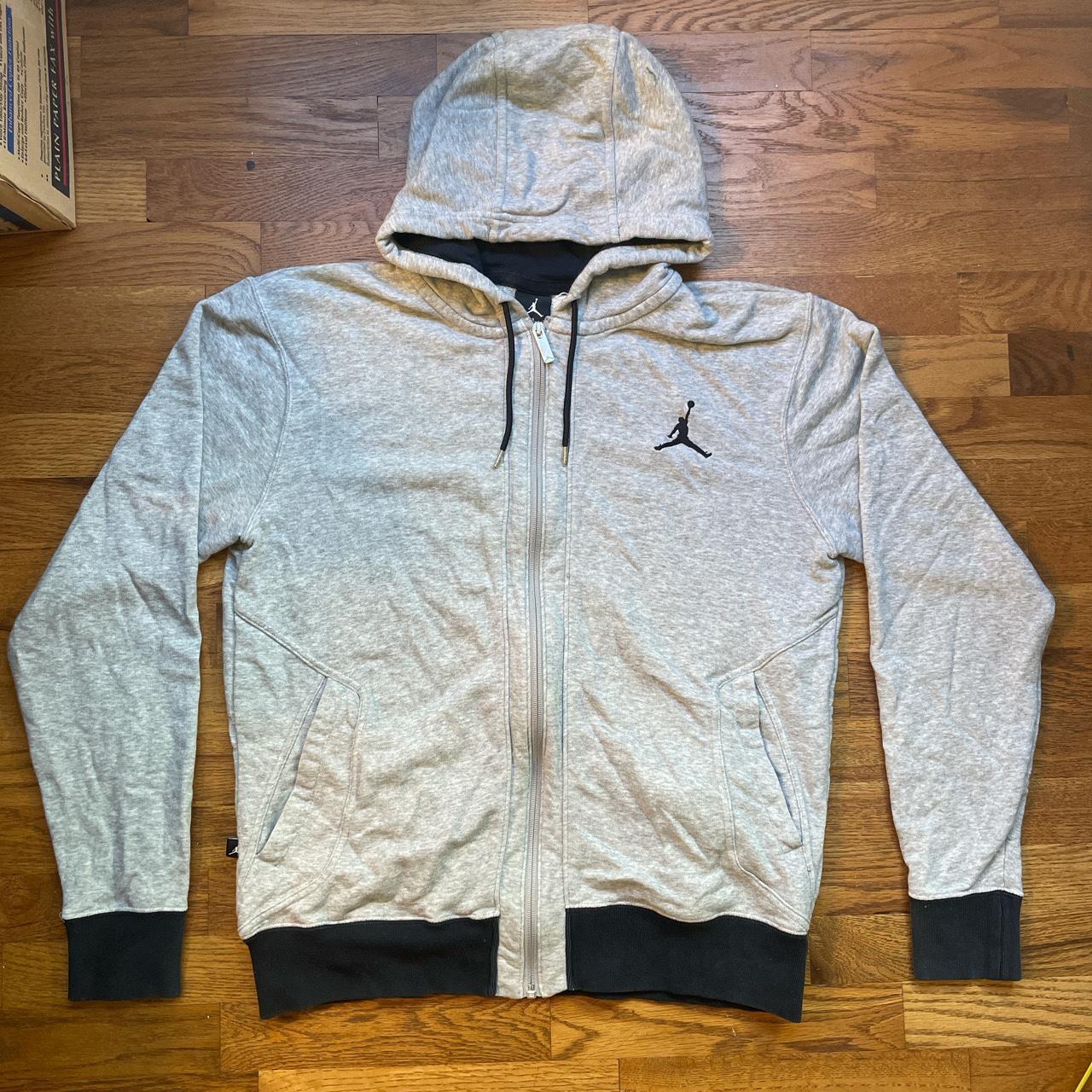 Sz L 2000s style air Jordan zip up hoodie. No flaws.... Depop