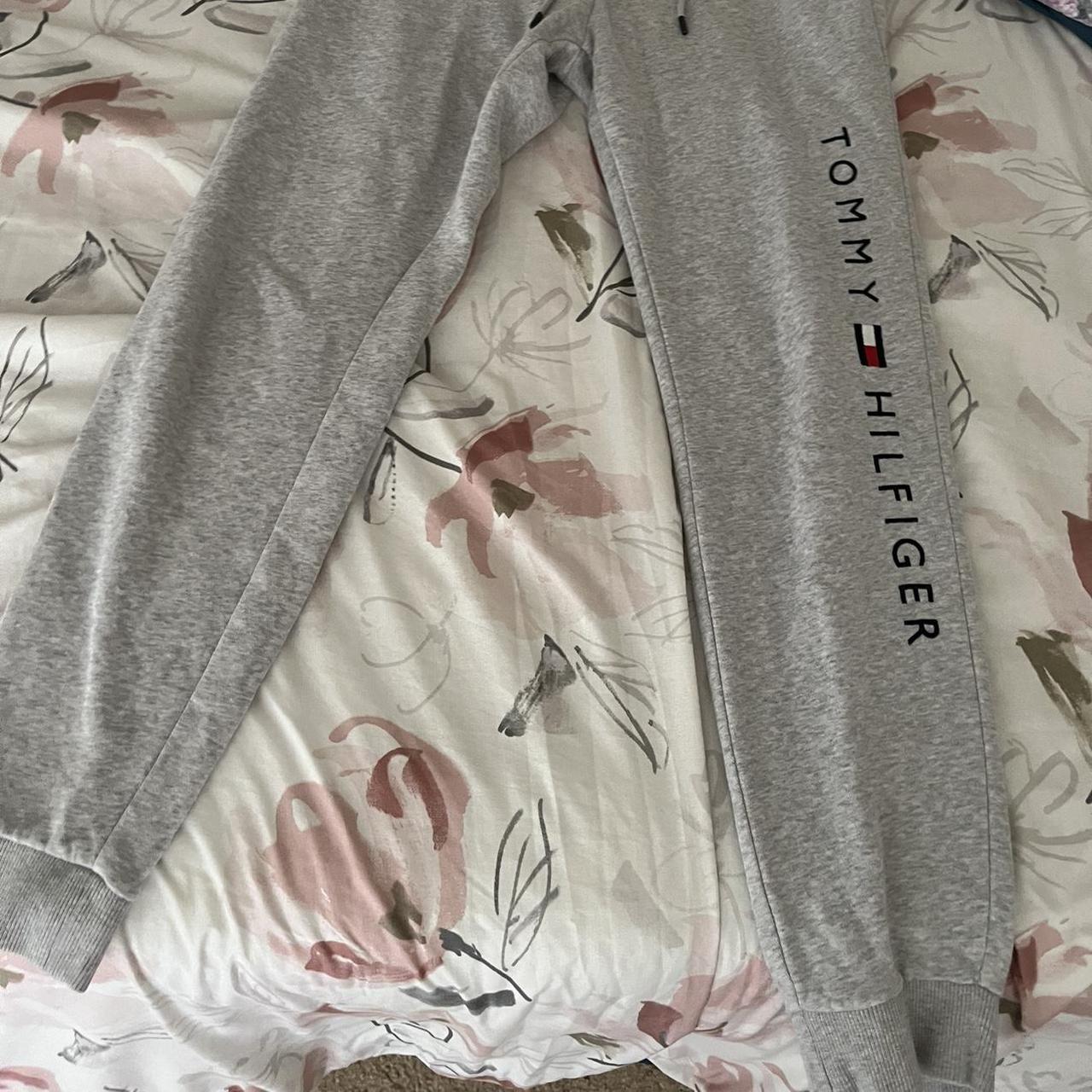 Tommy Hilfiger Women's Grey Joggerstracksuits Depop