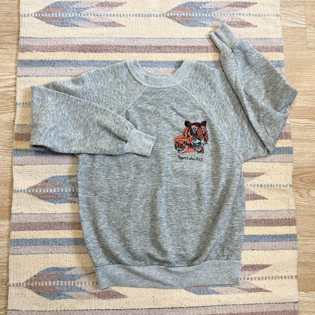 Green vintage Cubs crewneck - Depop