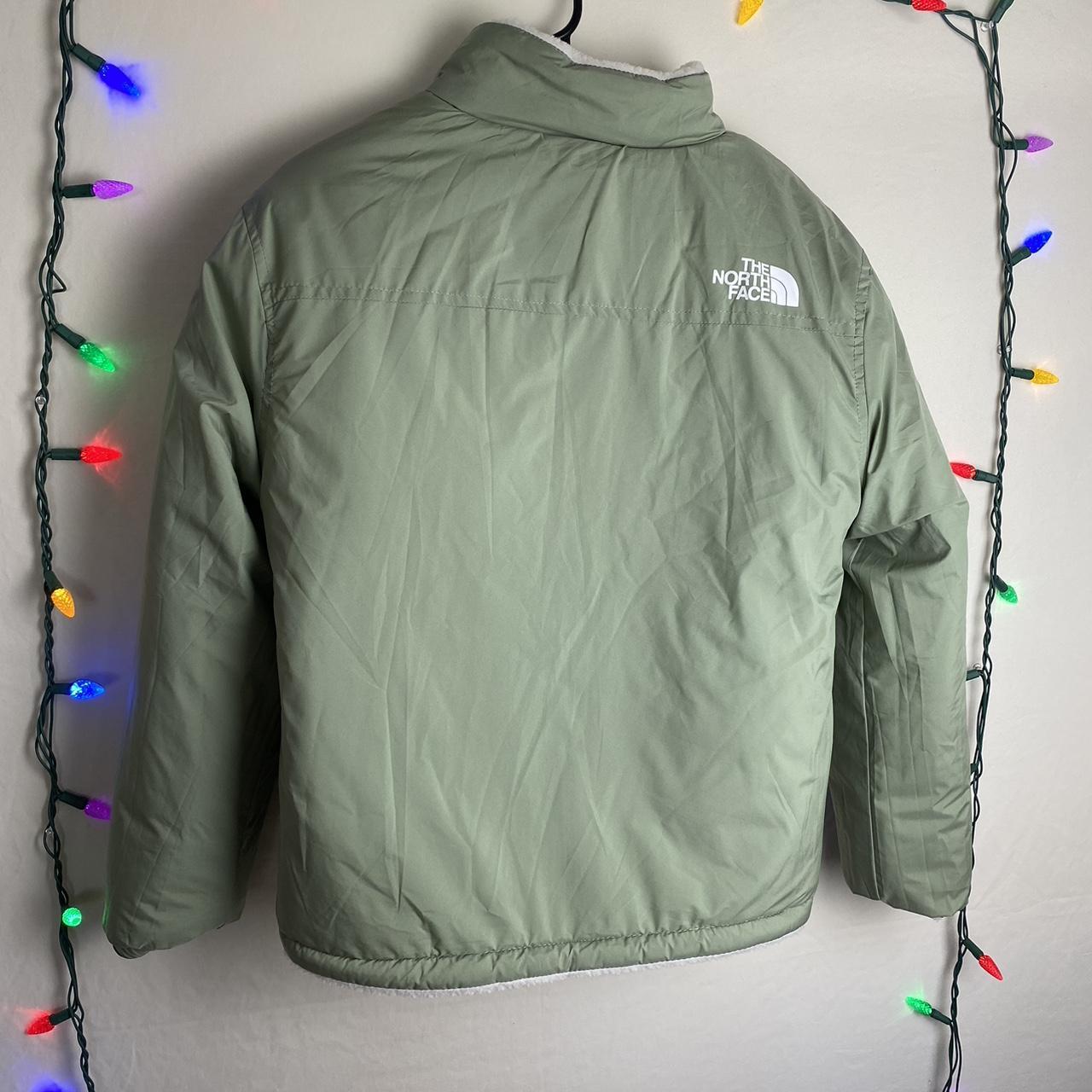 The North Face Women's White and Green Jacket (6)