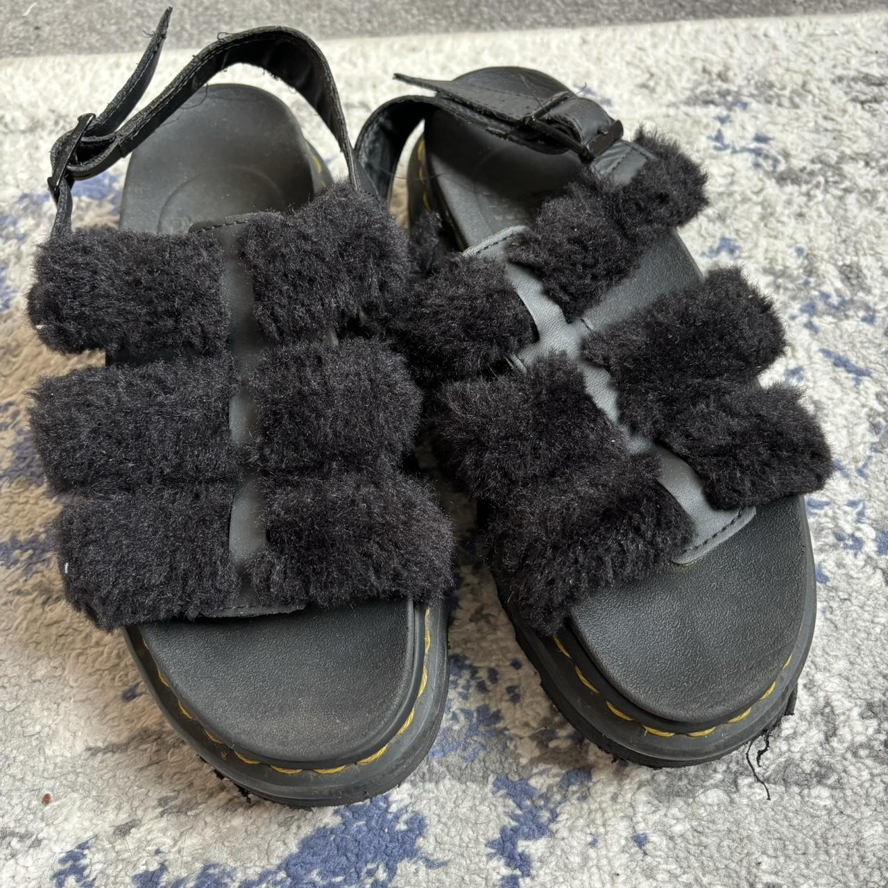 Dr martens Yelena black fluffy sandal. Worn but in