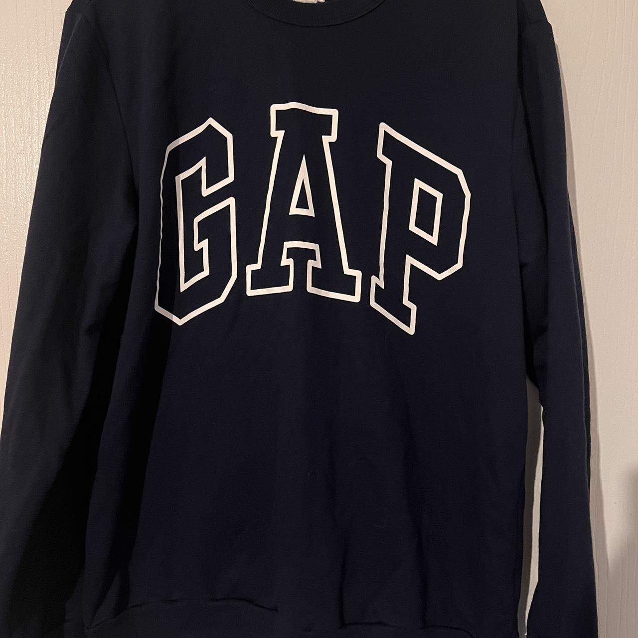 Men’s navy blue Gap logo lightweight sweatshirt M - Depop