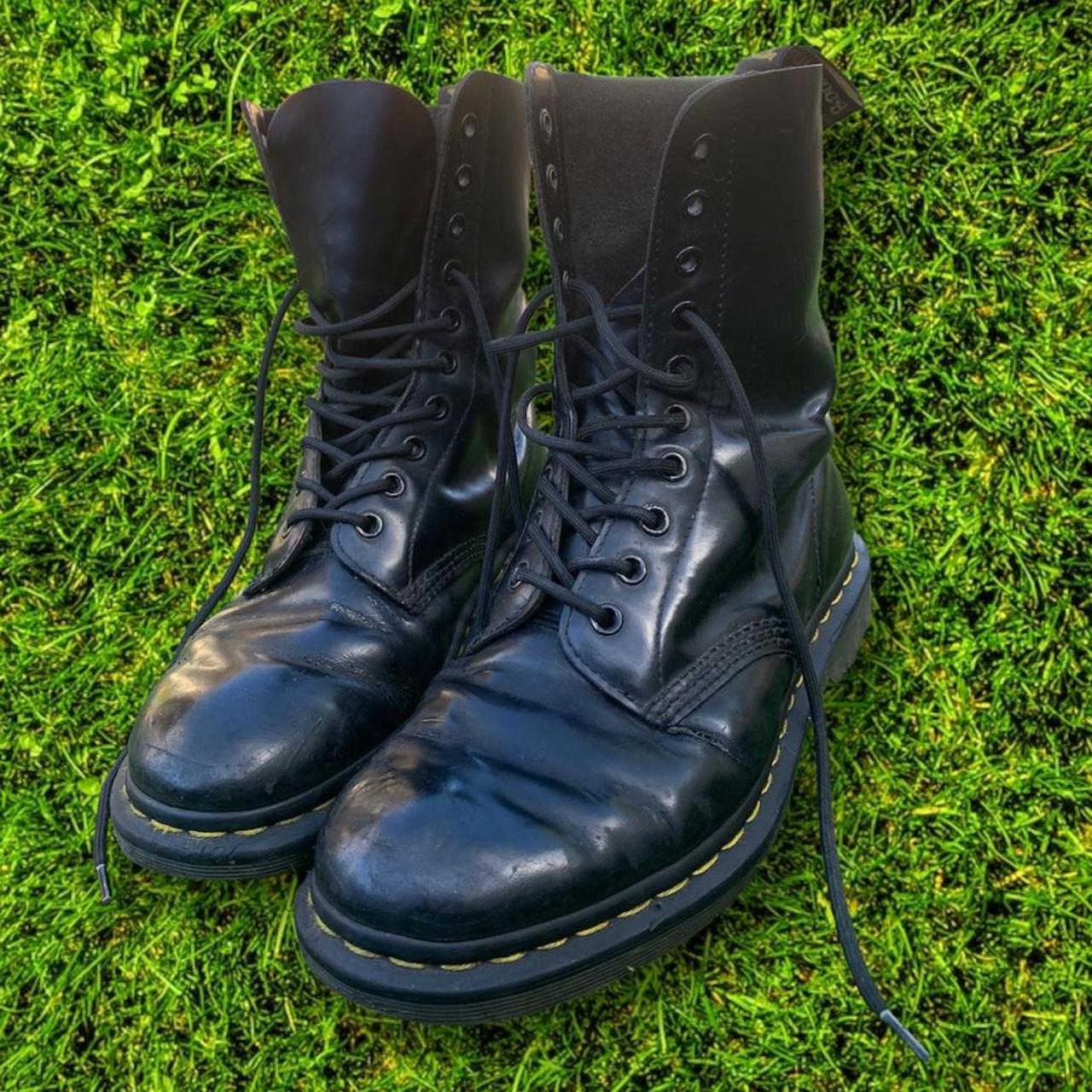 🖤10 HOLE BLACK LEATHER DOCS🖤 These genuine leather... Depop