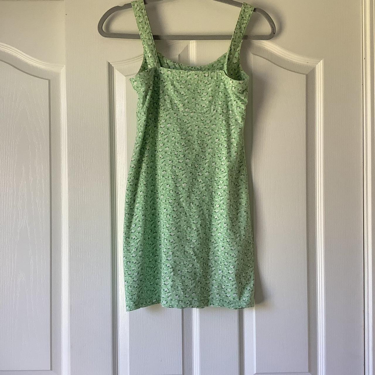 XS floral Green Hollister Mini dress Body con.... - Depop