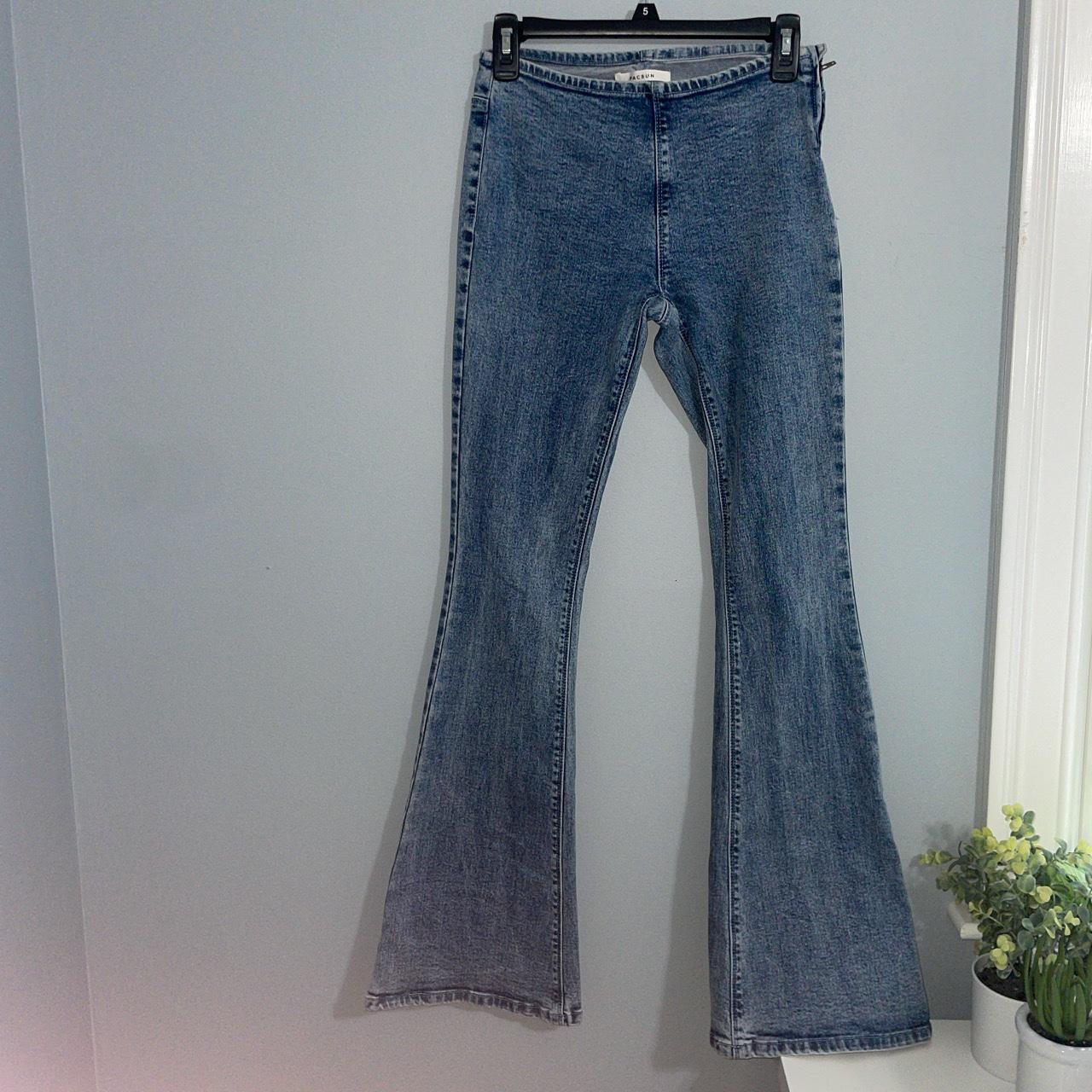 Women’s Pacsun Low rise Flared jeans Size 25 (25=0)... - Depop