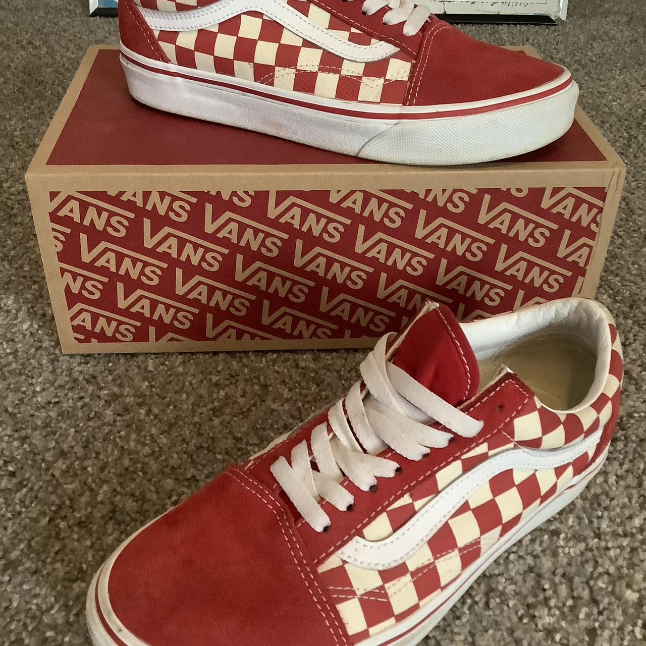 Size fashion 8 womens checkered vans