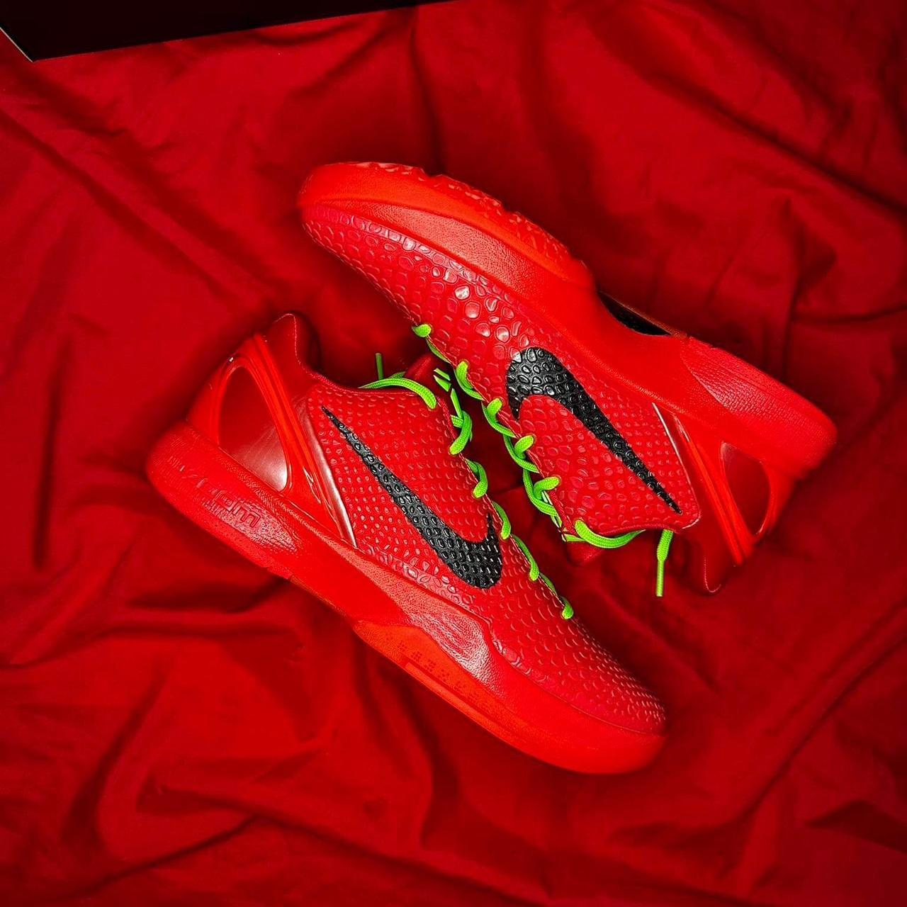 protro kobe grinch