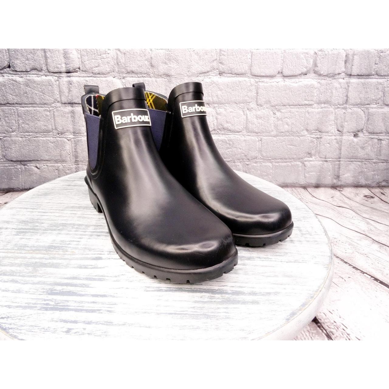 item listed by feetfulsole