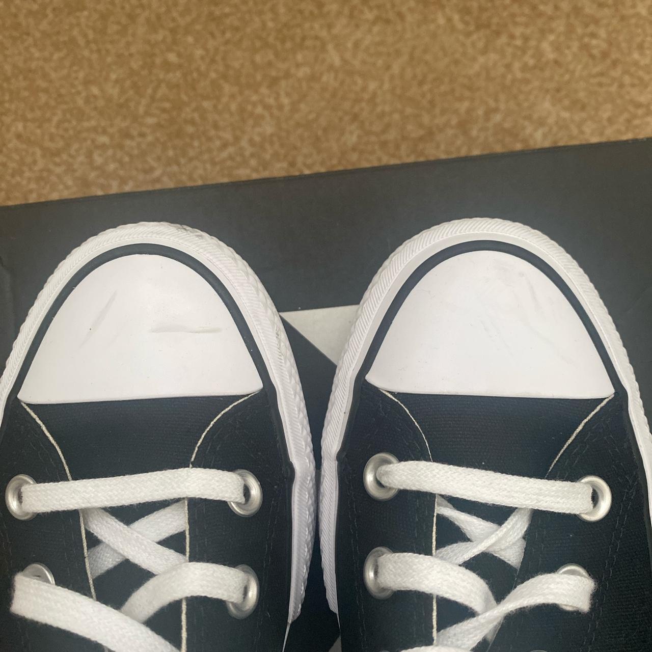 black converse size 4