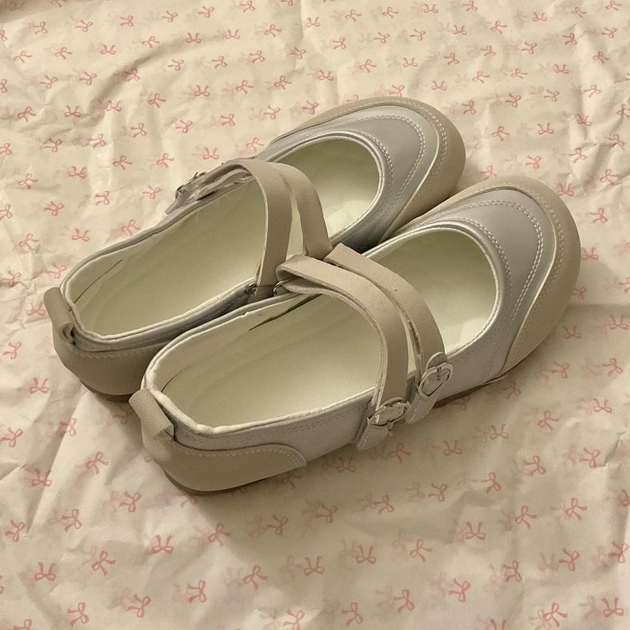 item listed by mijoo_studio