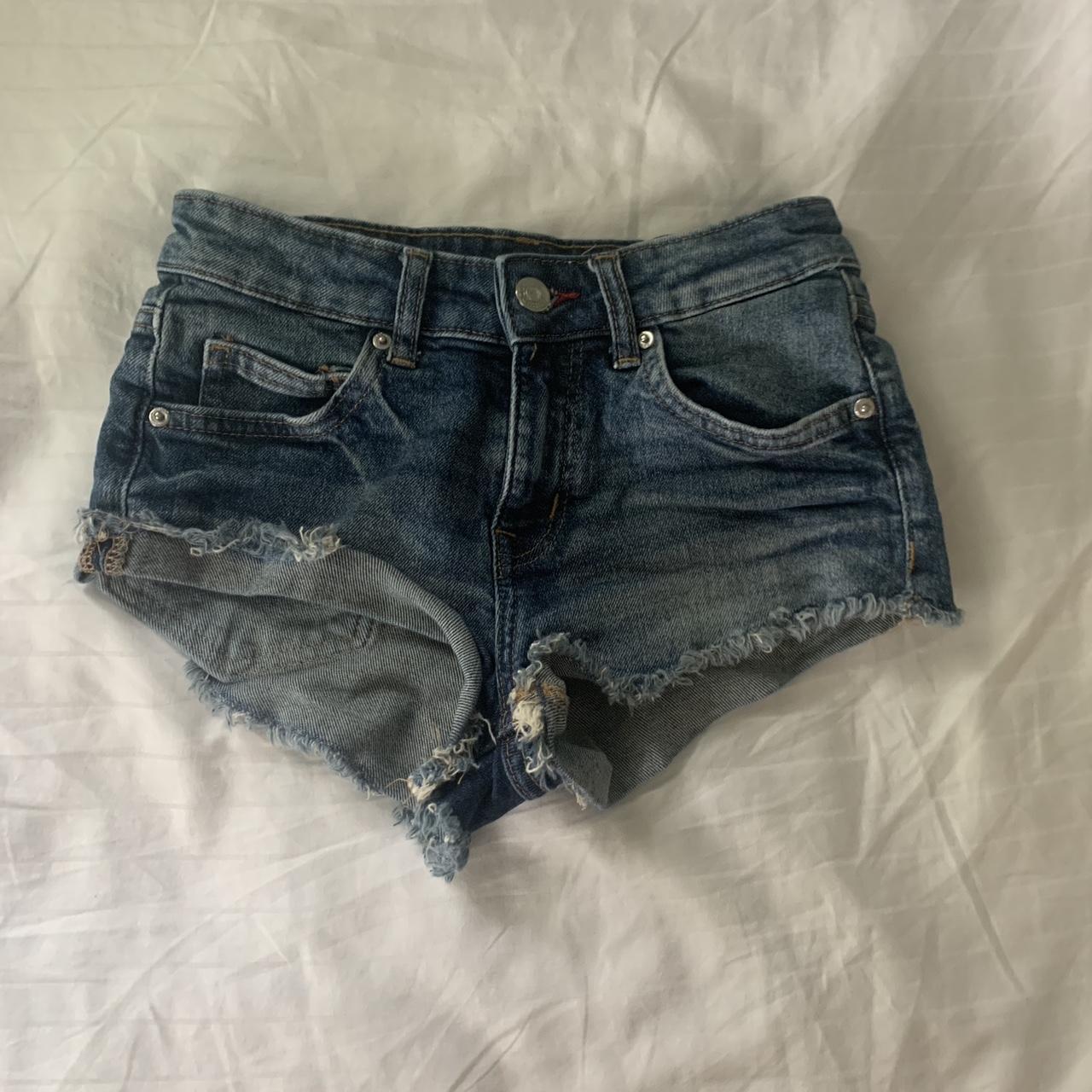 H&M jean shorts. size 0, 10 Depop