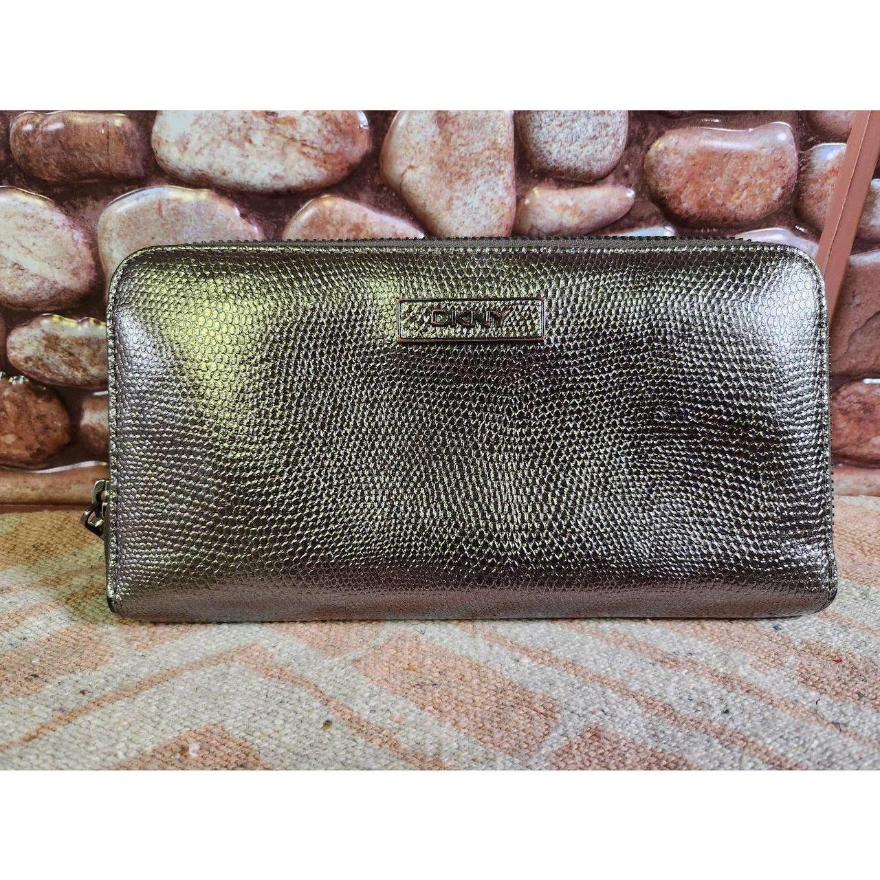 Dkny wallet purse online