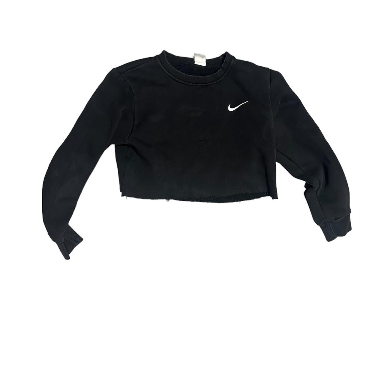 nike cropped black sweatshirt