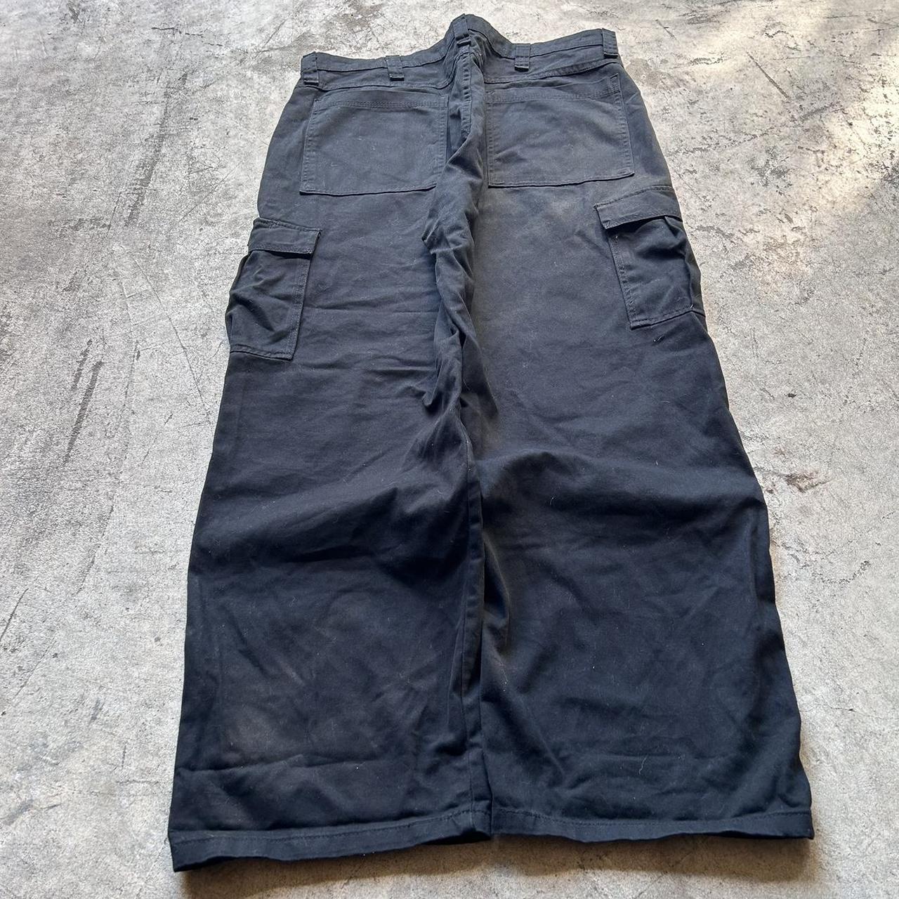 Baggy skater cargo pants Rare 10.5” leg opening... Depop
