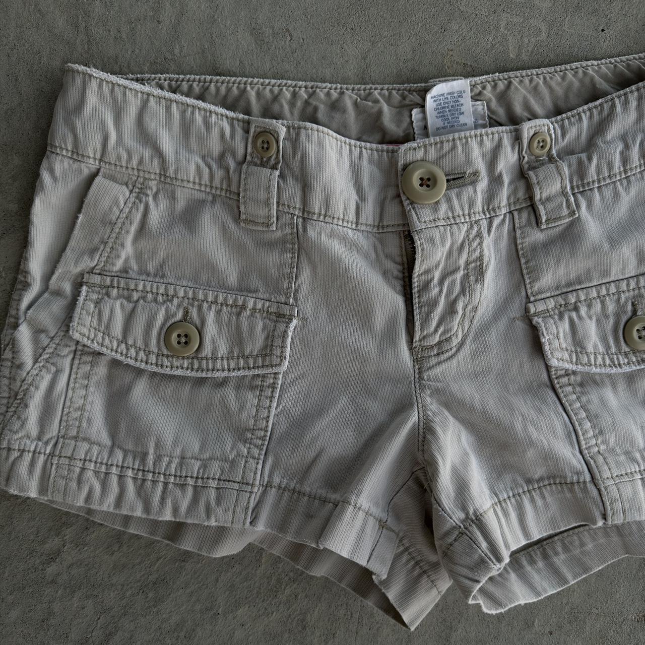 Vintage/Y2K American Eagle Cargo Shorts 🩷 vintage... Depop