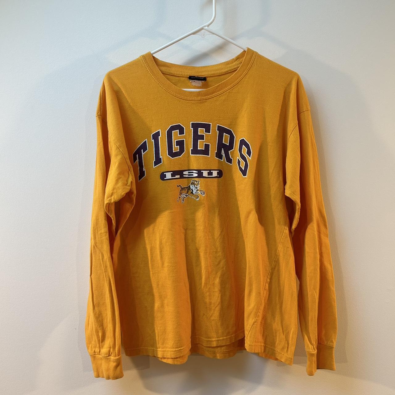 Vintage LSU TIGERS all over print tee shirt Geaux - Depop