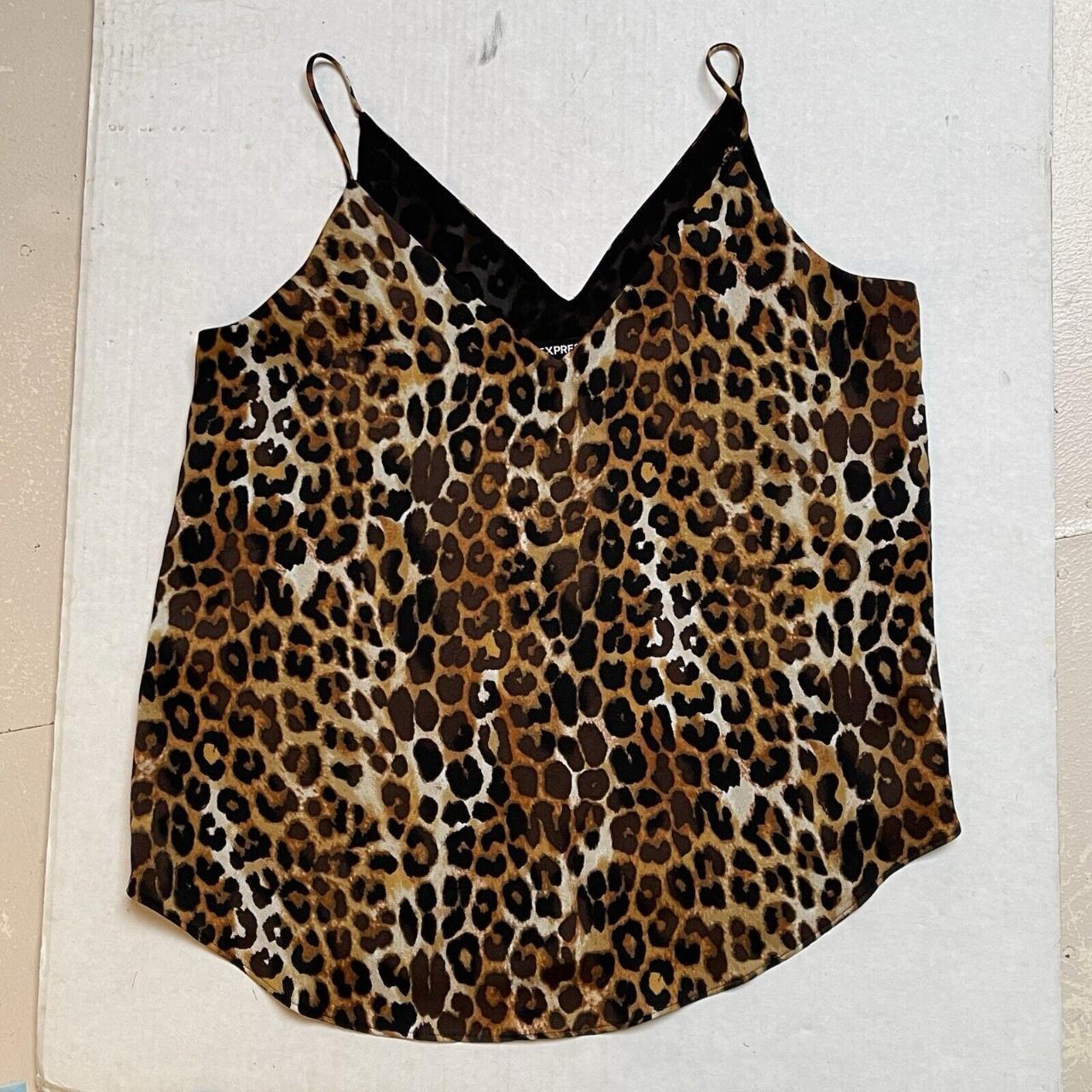 item listed by jenniferbcloset