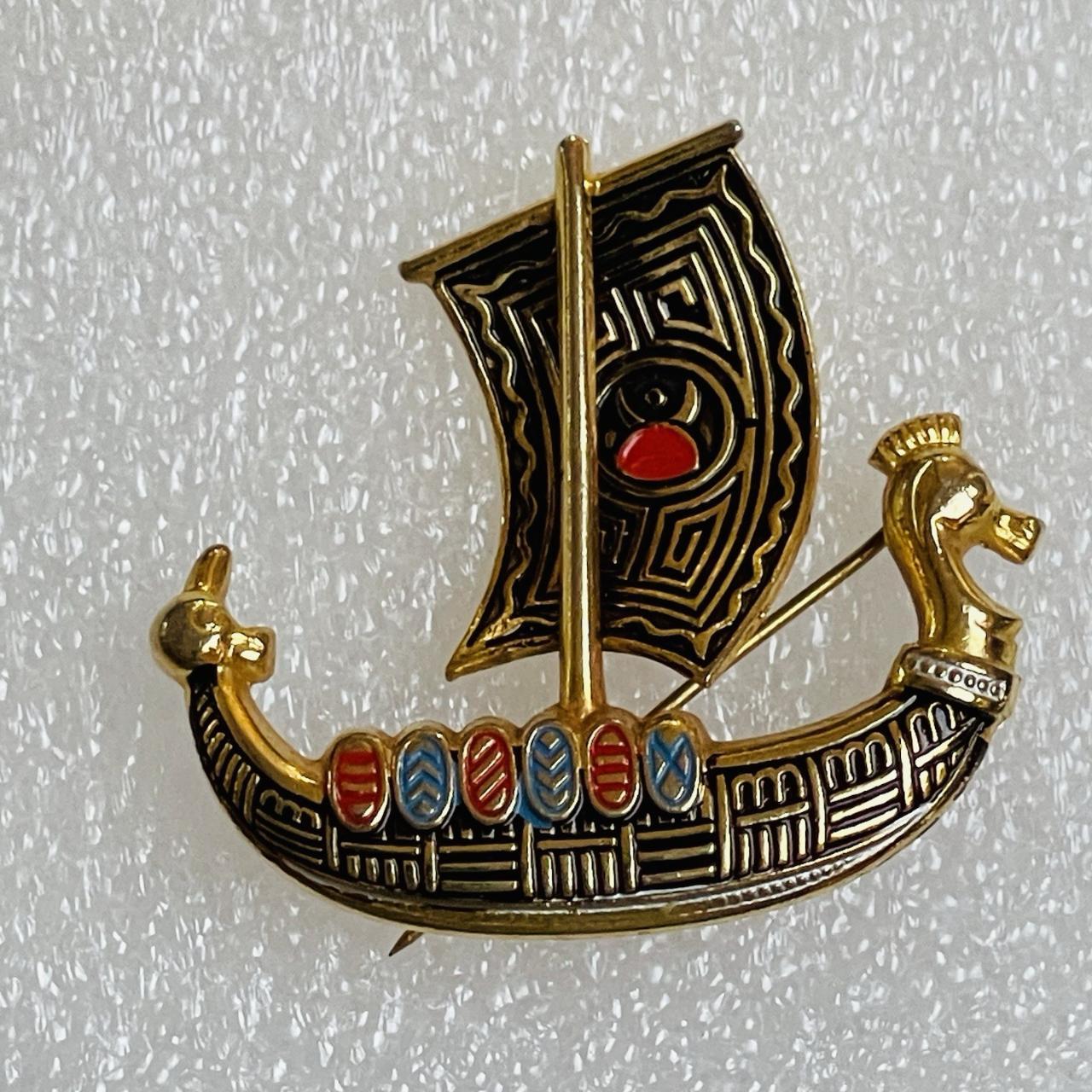 item listed by jenniferbcloset