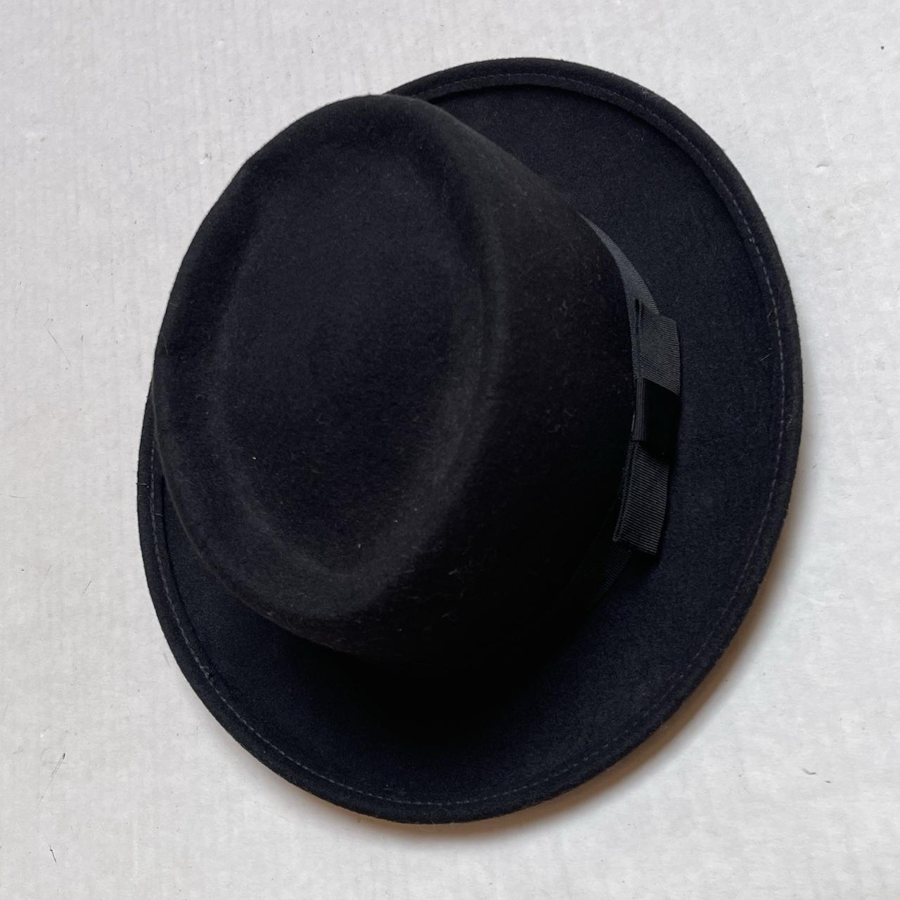 item listed by jenniferbcloset