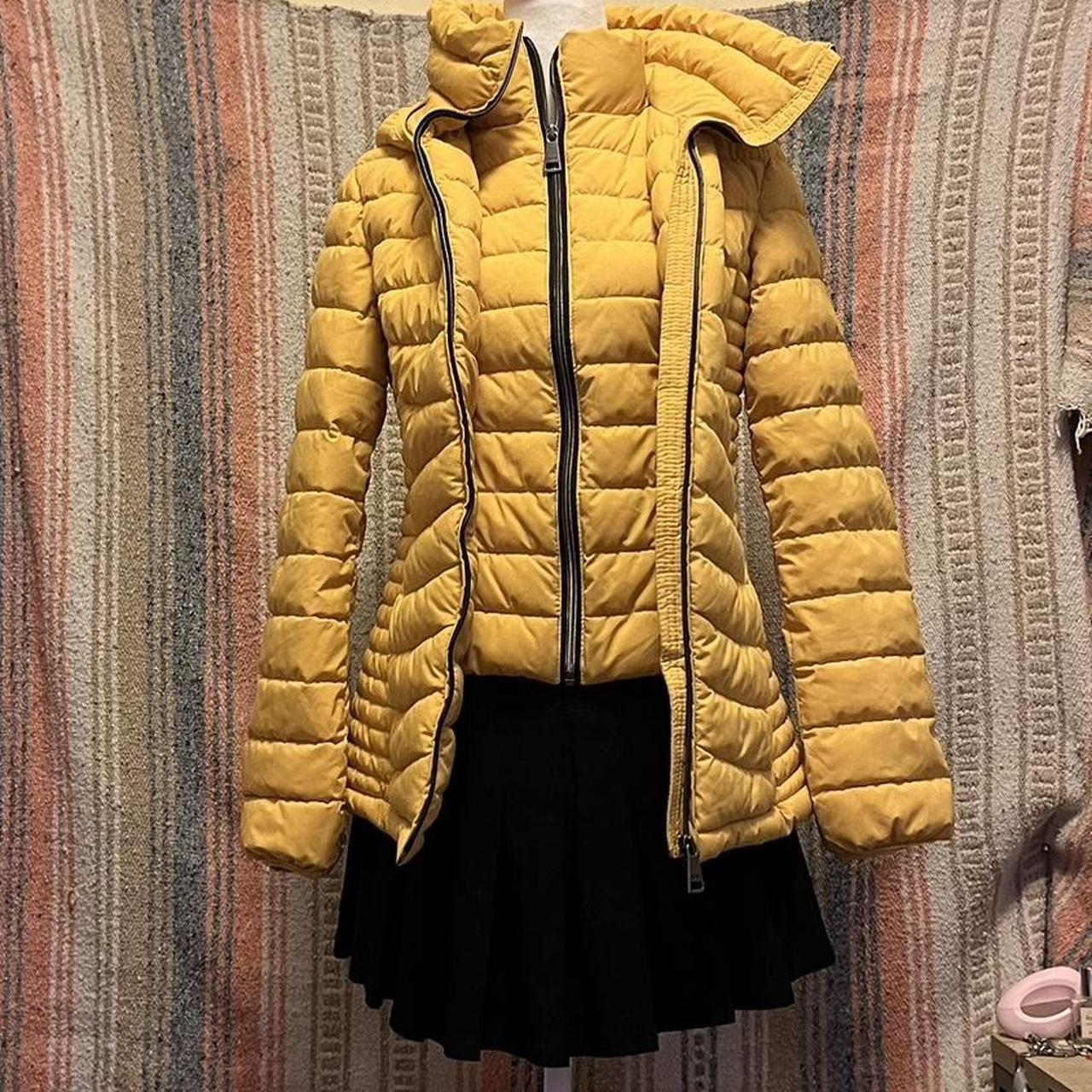 Dkny yellow puffer jacket online