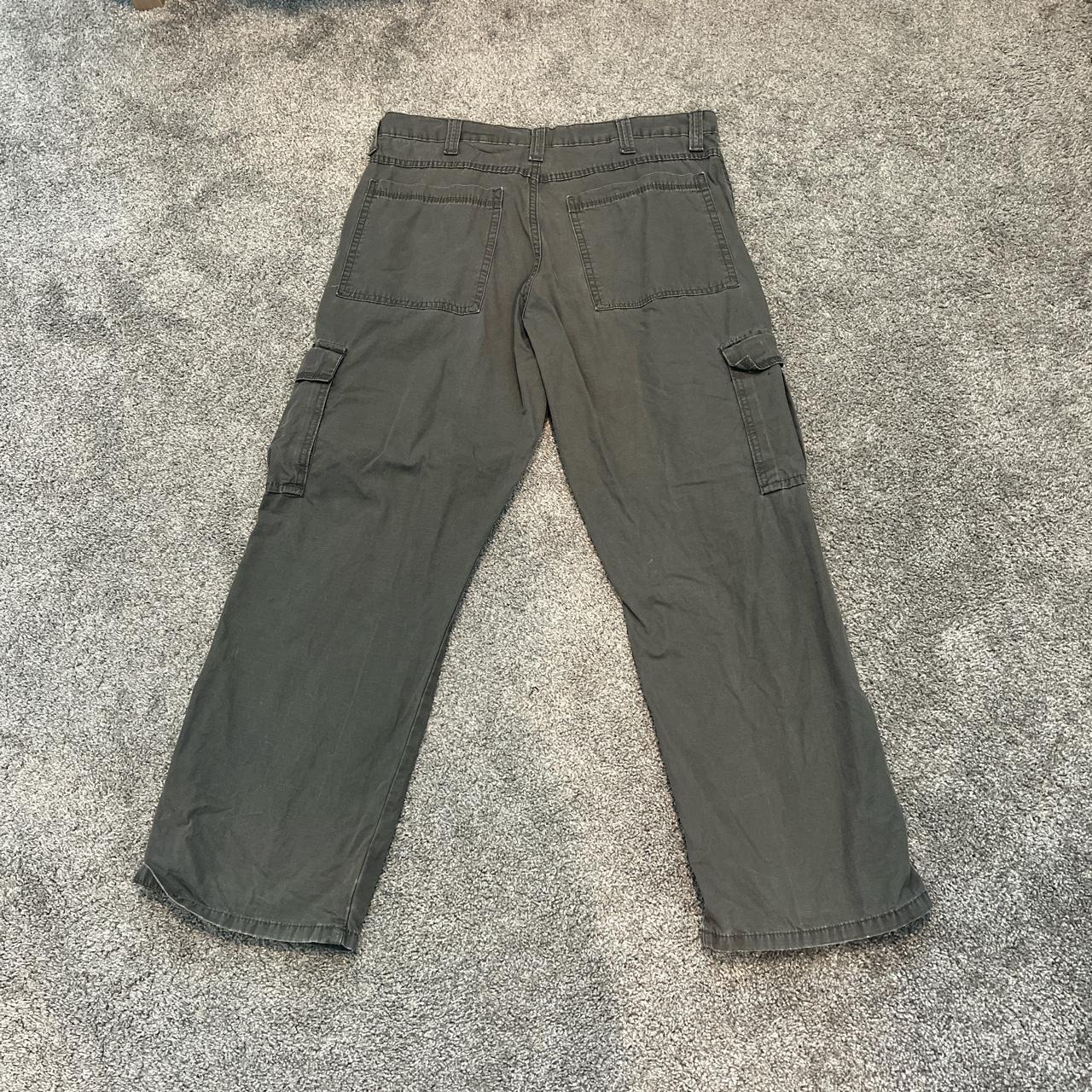 Wrangler Cargo Pants Vintage Size-Fits like a 32... - Depop