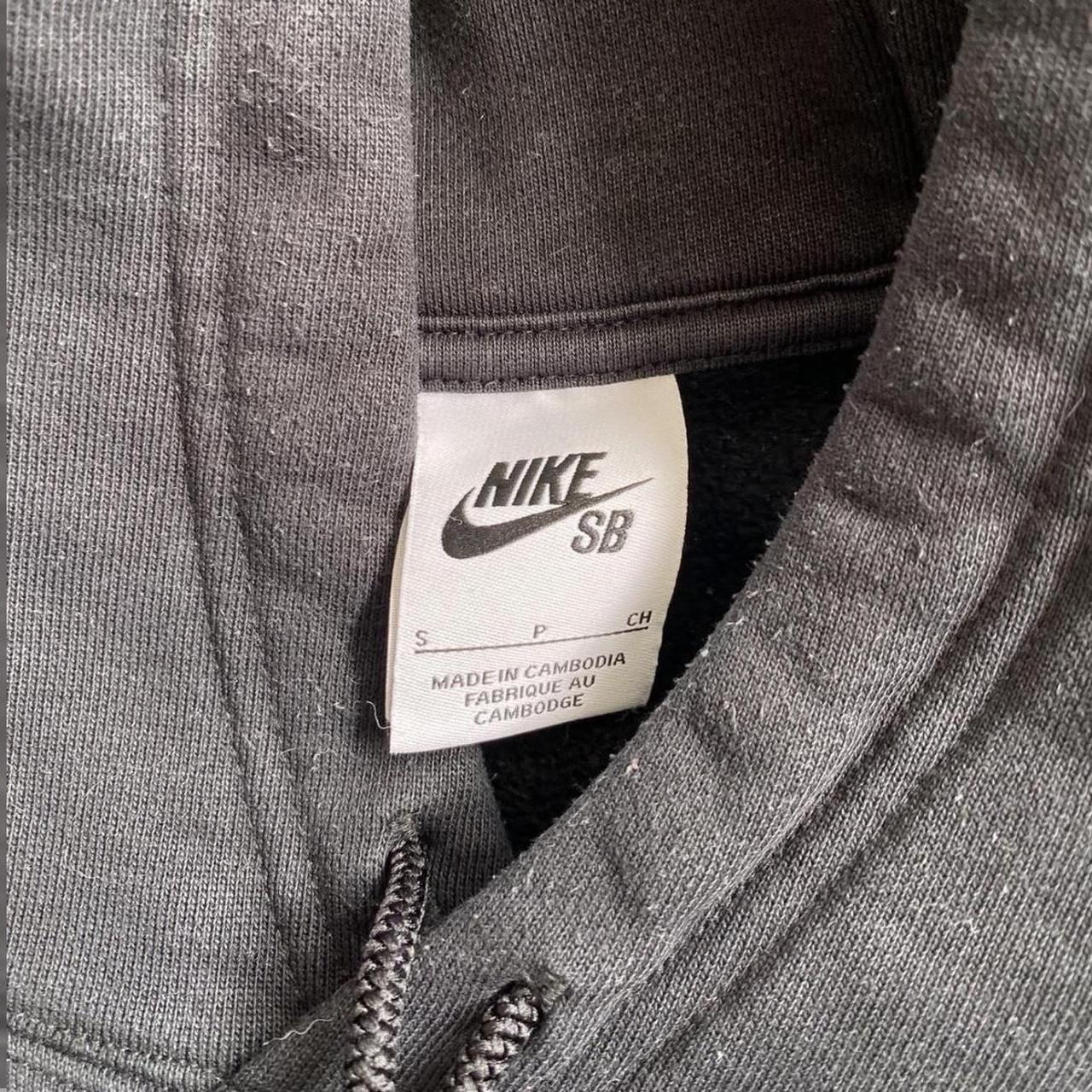 Nike sb black hoodie - Depop