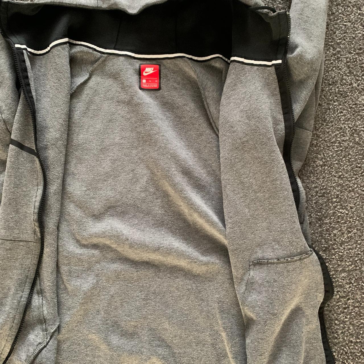 Nike XL dark grey tech fleece top Size XL excellent... Depop