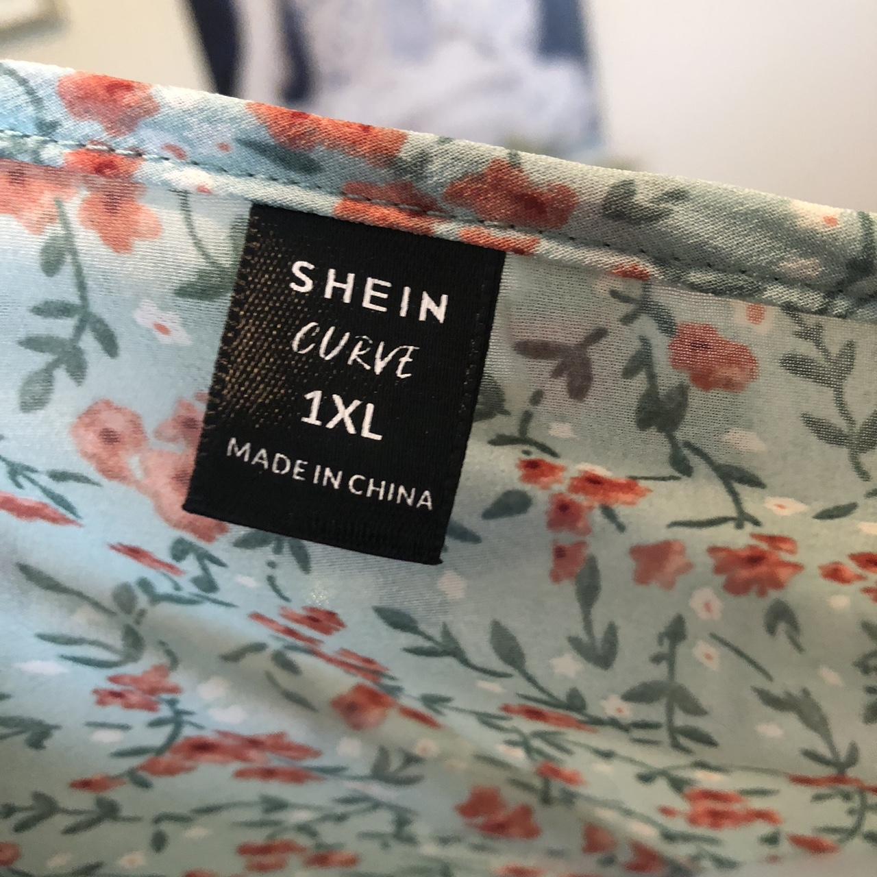 Gently used SHEIN Curve floral dress Size: 1XL Bell - Depop