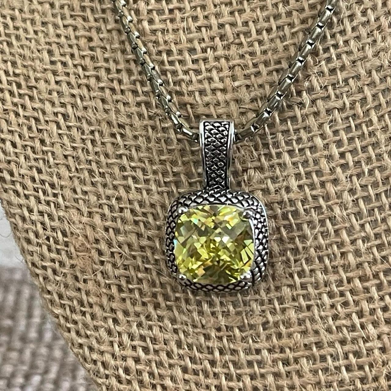 item listed by suzyque70