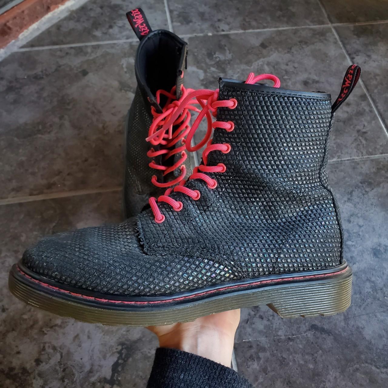 dr martens blackpink