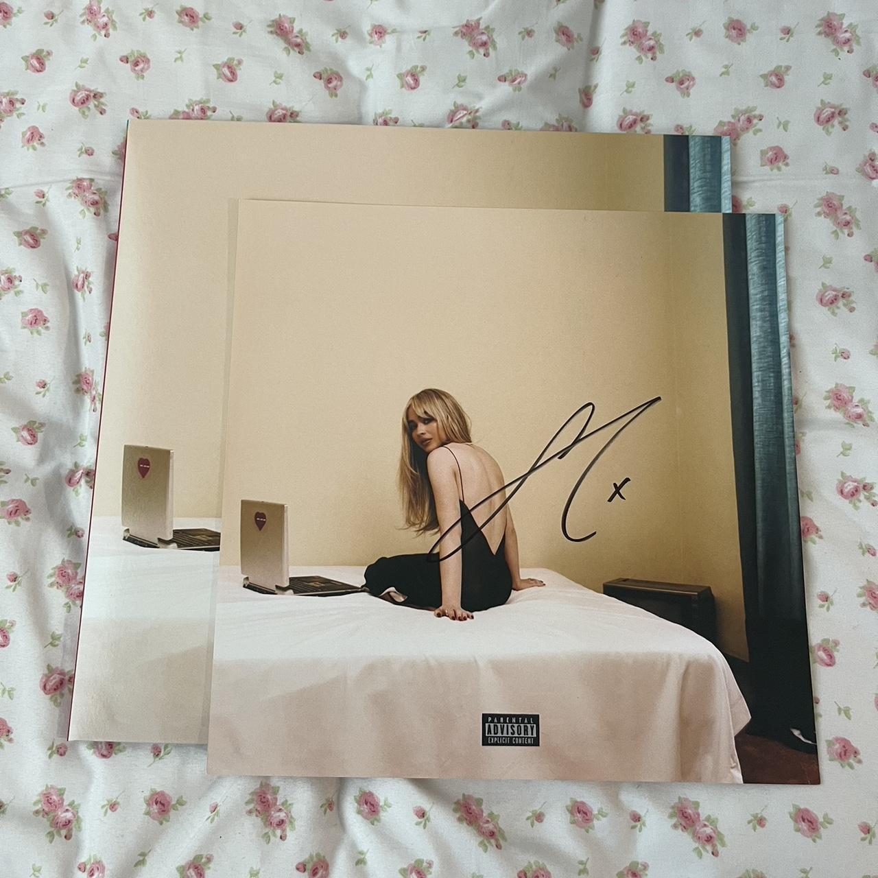 sabrina carpenter emails i can t send vinyl signed