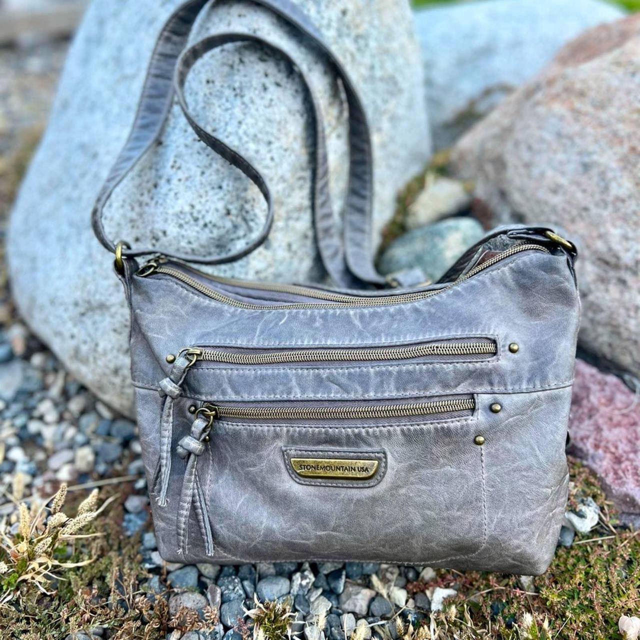 Stone Mountain USA Shoulder Bags