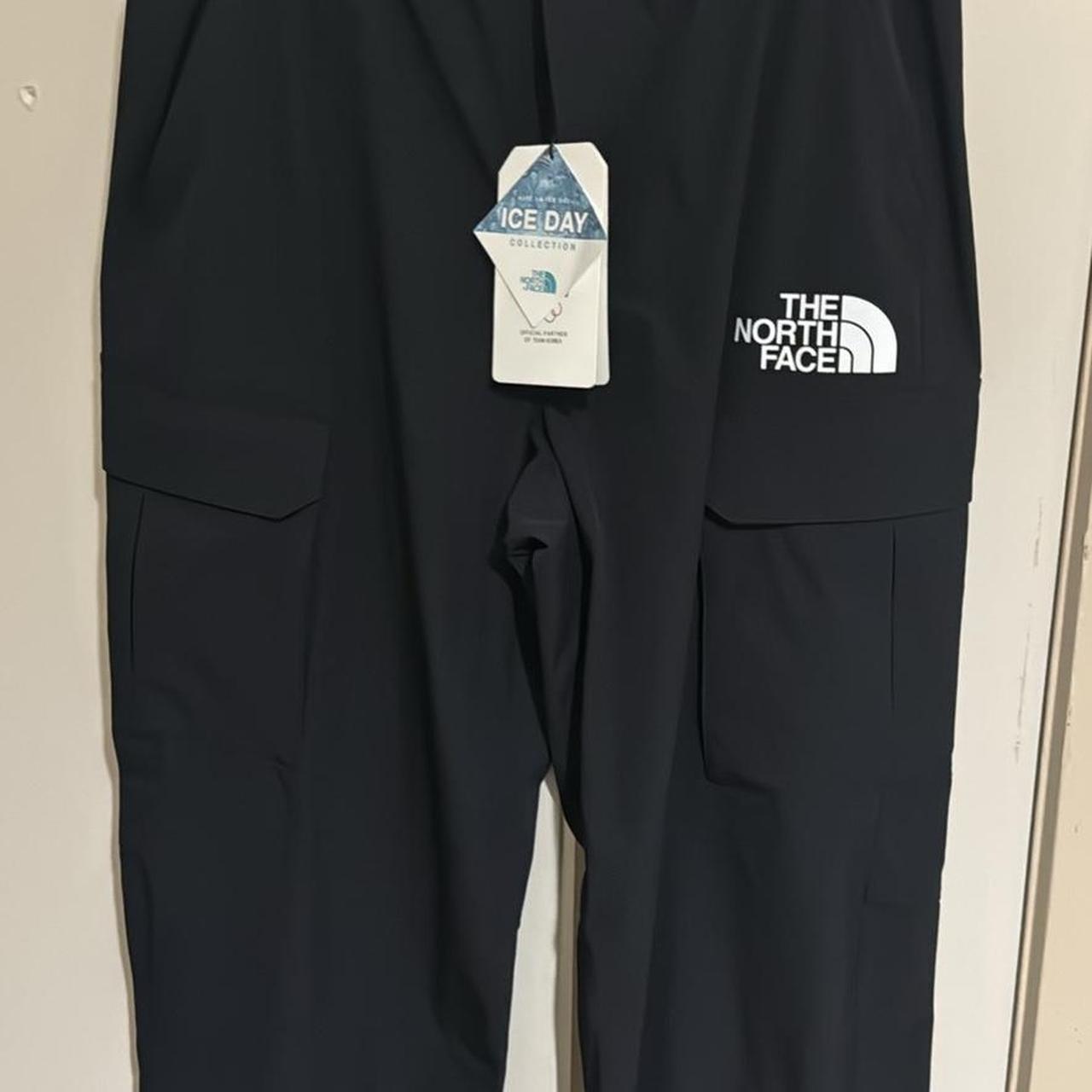★★THE NORTH FACE★★ PO Team Korea Ice Run Cargo Pants OP6 The North Face PO Teamkorea Ice Run Cargo Pants/R Black | eBay