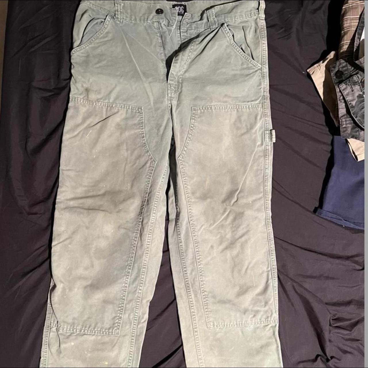 URBAN OUTFITTERS CARGOS SIZE: W: 32 L: 34... - Depop