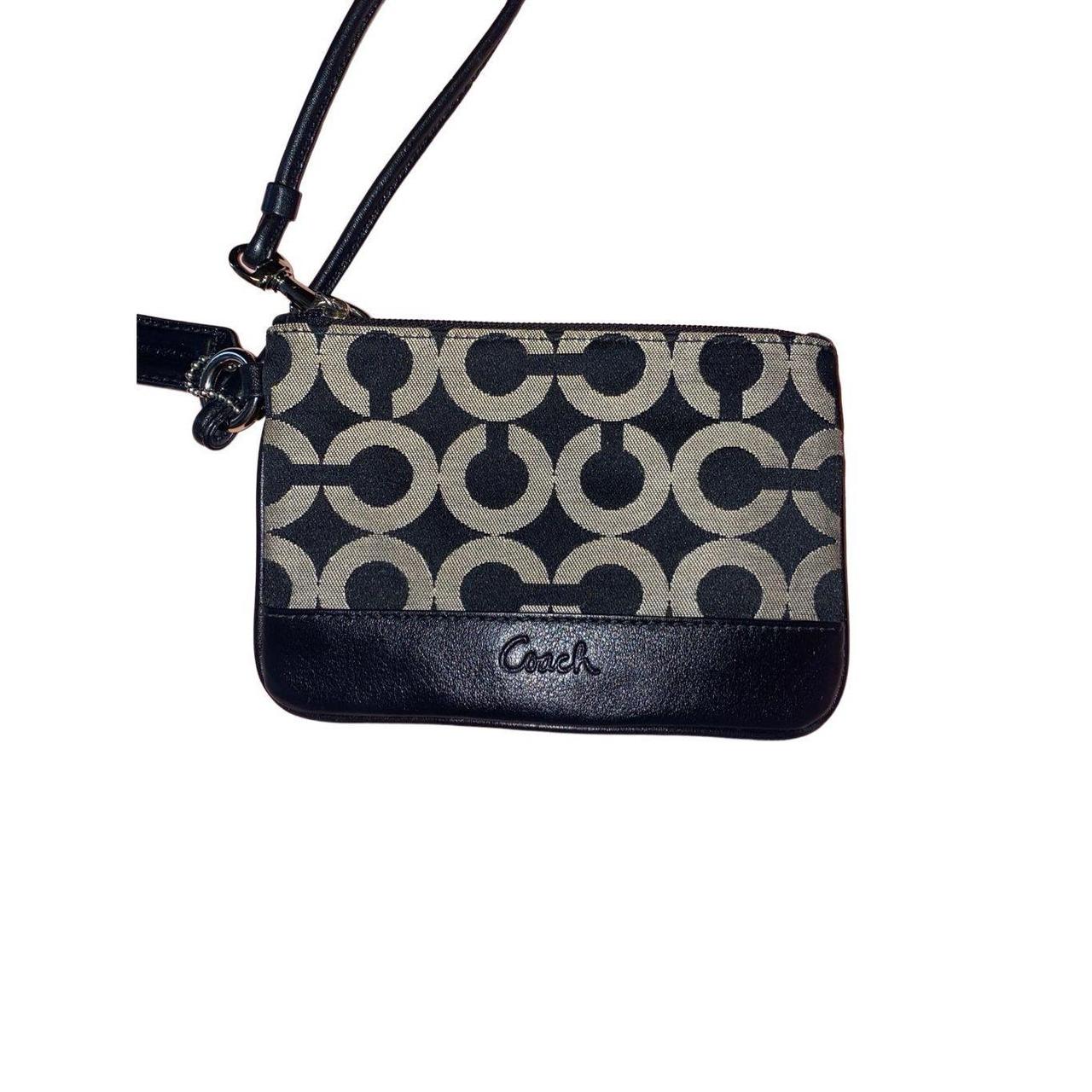 Coach monogram black wristlet outlets