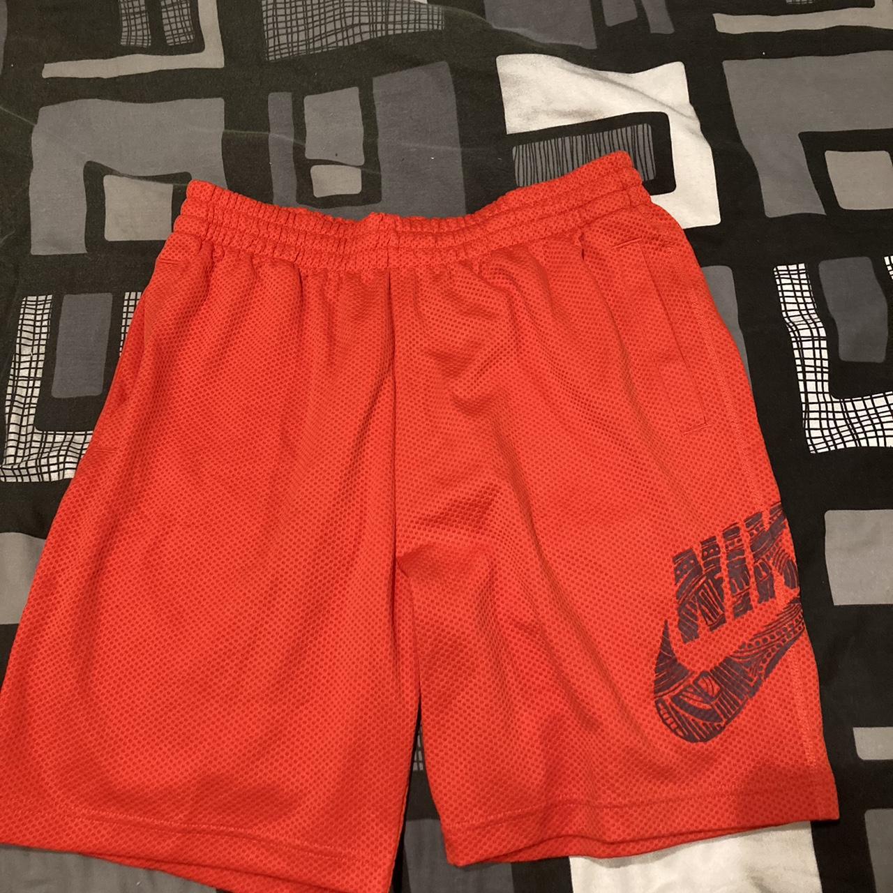 nike sb shorts red