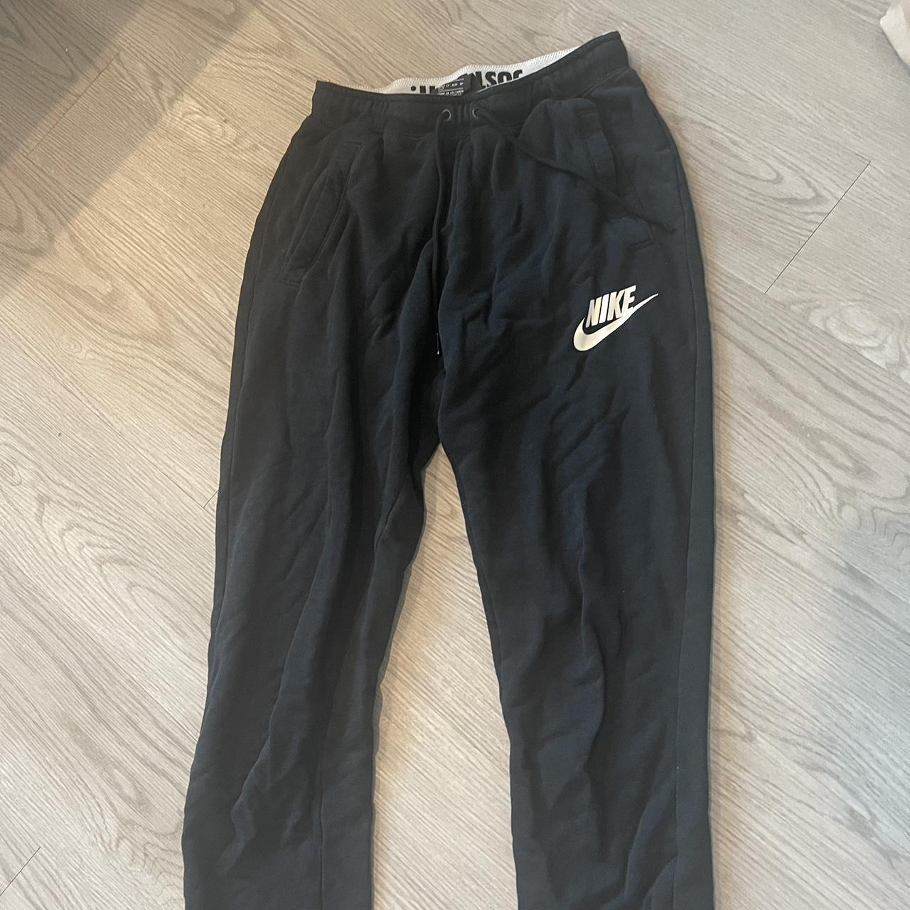 Used nike online sweatpants